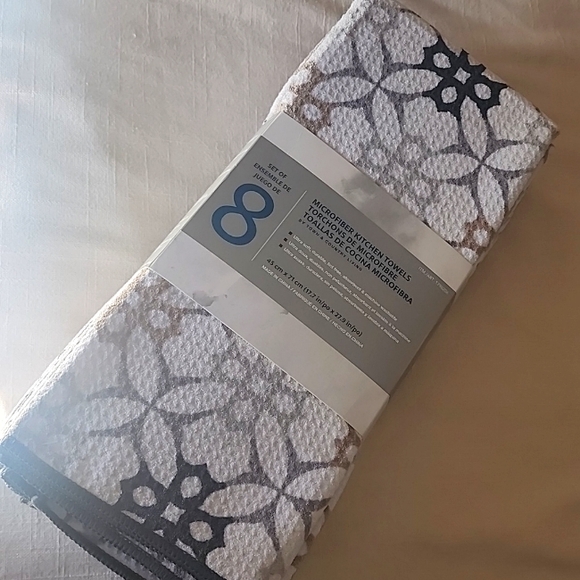 New set of 8 microfiber kitchen towels - Picture 3 of 5